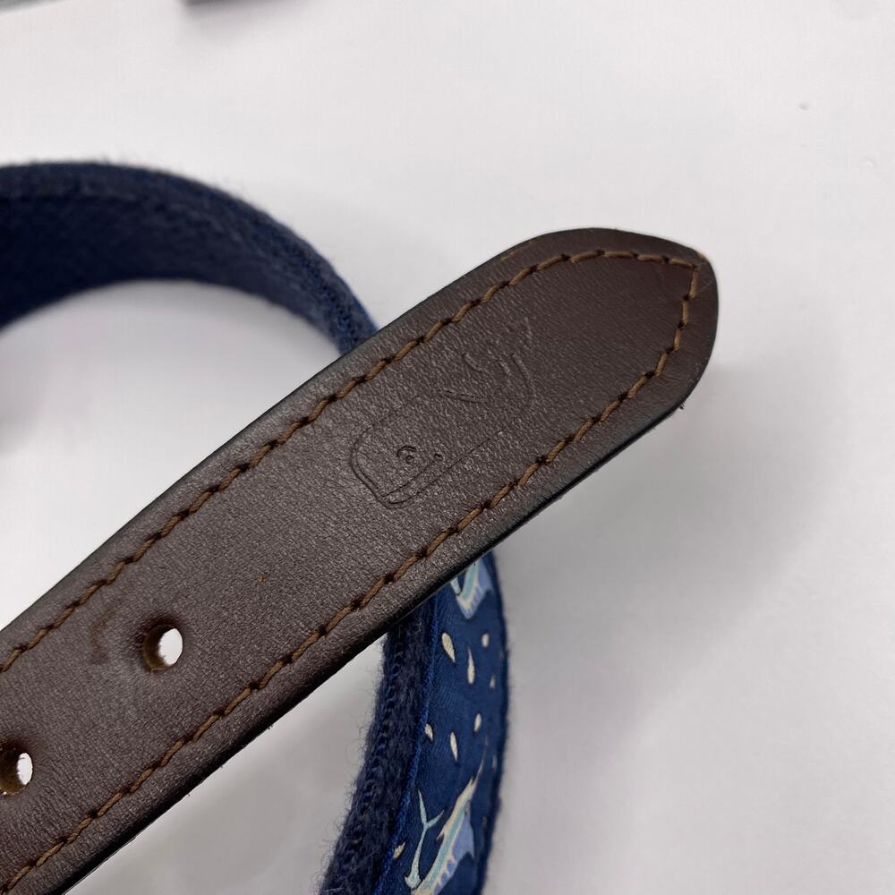 Vineyard Vines Navy Blue Swordfish Canvas Club Belt Brass Buckle Preppy Sz 24 - Picture 4 of 6